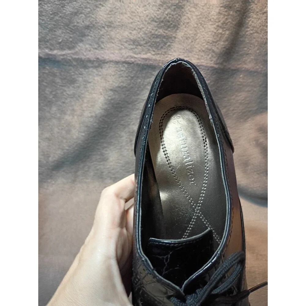 Witchy Dark Academia Oxford Heels Black Brogue Lace Up Naturalizer 7.5